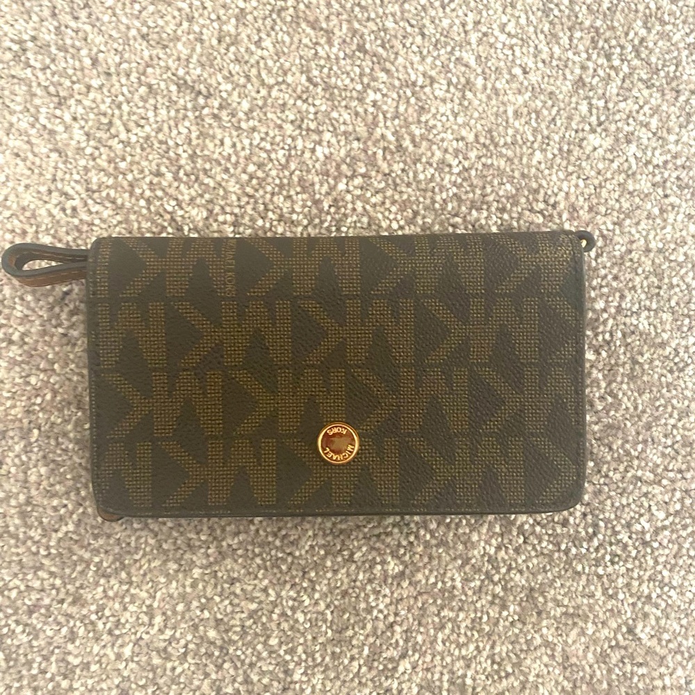 Michael Kors clutch